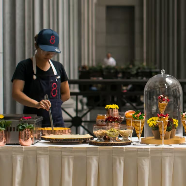 Chefs Travel to Your Venue and Cook Live